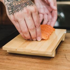 Tabla de bamb para sushi personalizada