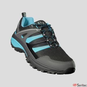 Zapatillas diseadas para trekking con detalles reflectantes personalizadas