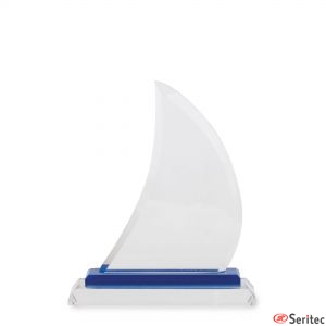 Trofeos de cristal forma vela de barco mediana personalizada