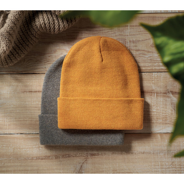 Gorro de punto con puño