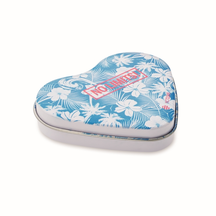 Caja fabricada en metal con forma de corazón
