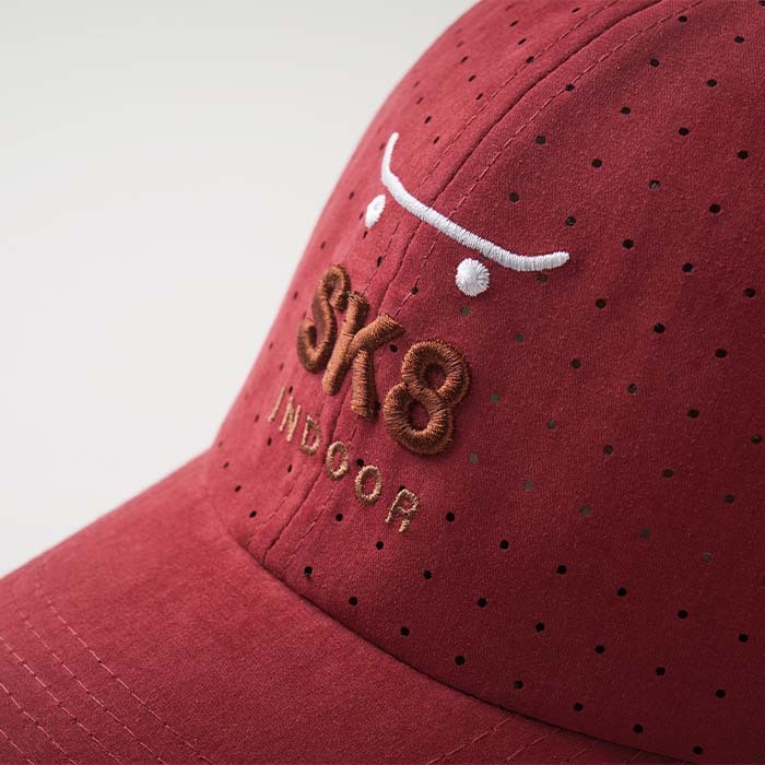 Gorra desestructurada de poliéster de 6 paneles perforados