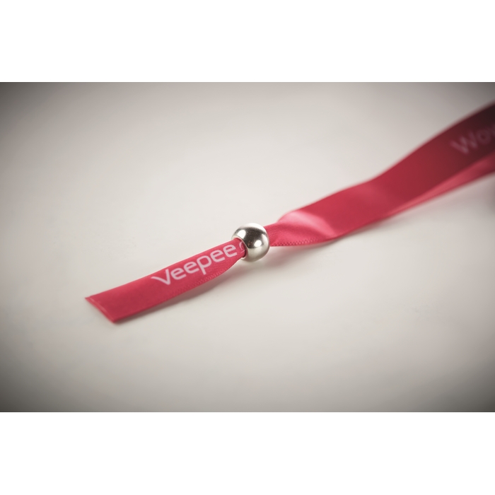 Pulsera publicitaria con logotipo impreso fabricada en satén