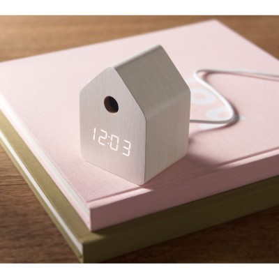 Reloj despertador de MDF