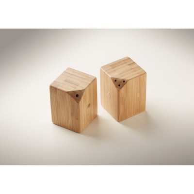 Set de cocina con salero y pimentero