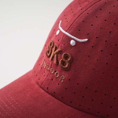Gorra desestructurada de poliéster de 6 paneles perforados