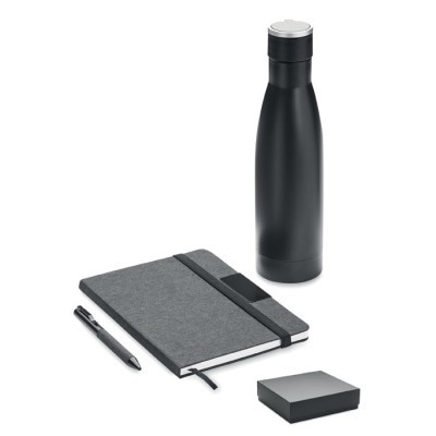 Set de regalo con libreta, botella y bolígrafo