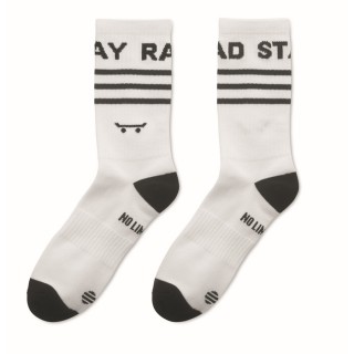 Calcetines tipo tenis fabricados en algodón con diseño jacquard
