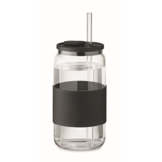 Vaso de vidrio con pajita