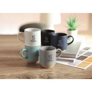 Taza de cerámica apilable