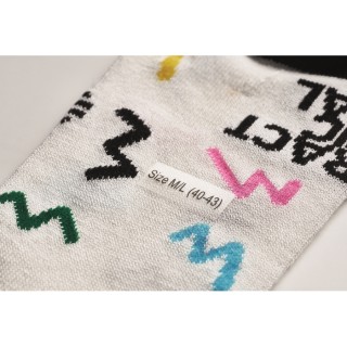 Calcetines tipo no-show fabricados en bambú con diseño jacquard